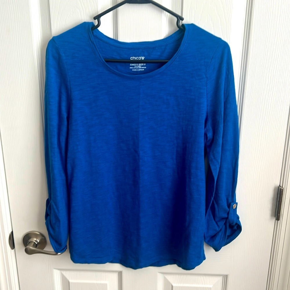 Chico's Ultimate Tee Blue Long Sleeve‎ Top with Roll Tab Sleeves Size 0 Small